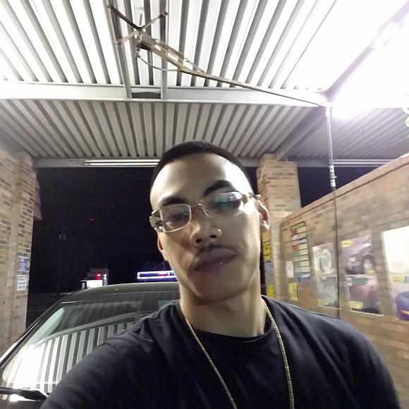 Meet your Posher, Matthew - Picture 1 of 1